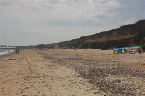 Suffolk Coast Path (foreshore route) -... © Trevor Harris cc-by-sa/2.0 ...