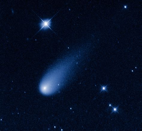 Hubble keeps an eye on Comet ISON - Astronomy Magazine - Interactive Star Charts, Planets ...