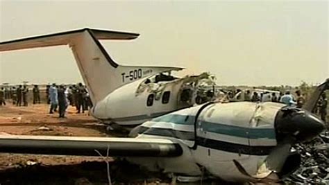 Crash of an Embraer EMB-120ER Brasília in Huambo: 17 killed | Bureau of ...