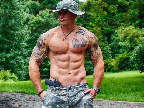 Army-Tattoo Barefoot Men, Shirtless Men, Body Style, Muscle Men, Nice ...