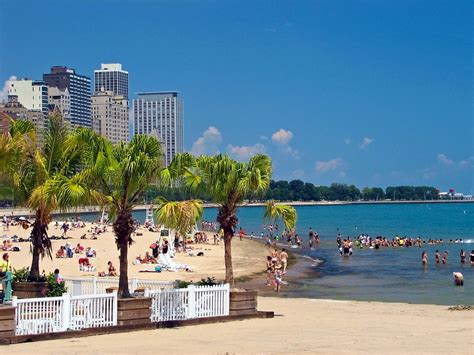 The 9 Best Beaches in Chicago, Illinois - Lonely Planet