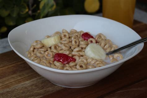 Cereal Bowl – Cheerios with Strawberries & Bananas | Just Dough It!