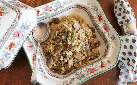 Food Lust People Love: Buttery Pearl Barley Mushroom Pilaf