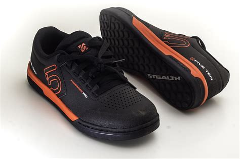 Best mountain bike shoes in 2020: flat and clipless - MBR