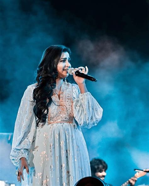 21 Best Indian Female Singers You'll Never Forget