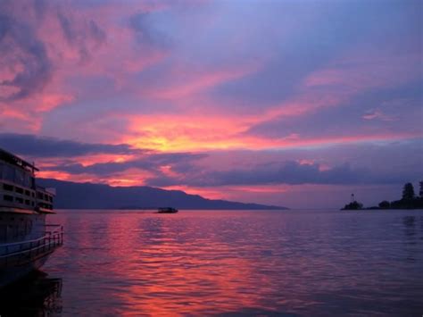 Lake Toba, Indonesia's Natural Wonder | TravelPulse