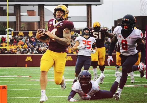 Minnesota Gophers: Gopher football moves up to 17th in AP poll - Sports ...