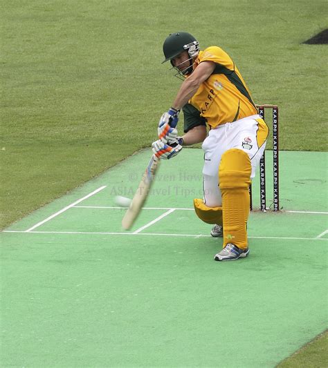 Pictures of Hong Kong Cricket Sixes 2012 - Page 2 of 12