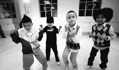 Kids Dancing GIF - Find & Share on GIPHY