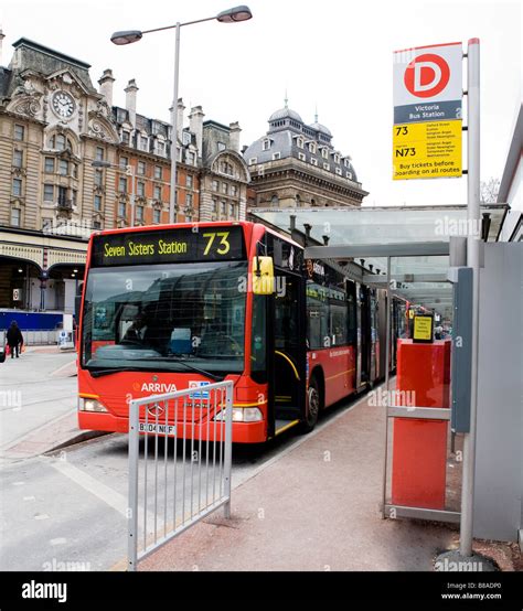 Victoria bus station hi-res stock photography and images - Alamy