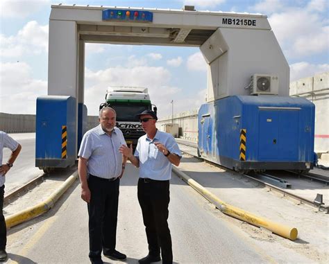 Liberman Bans Fuel, Gas Entering Gaza Through Kerem Shalom Crossing ...