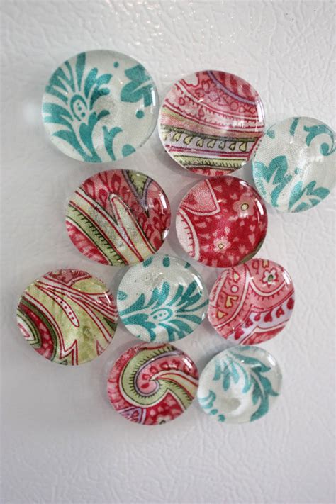 DIY Glass Fabric Magnets