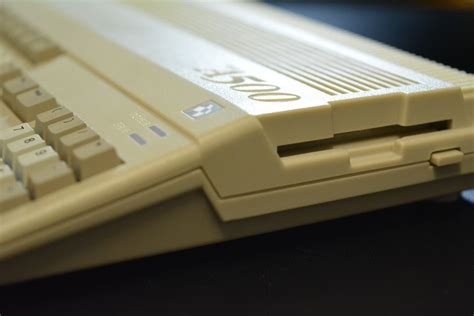 Does the A500 Mini Deliver an Authentic 16-Bit Amiga Gaming Experience?