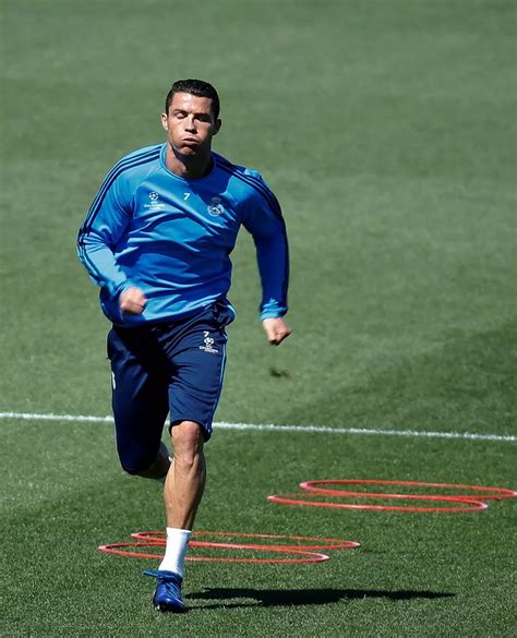 Cristiano Ronaldo training - Mirror Online