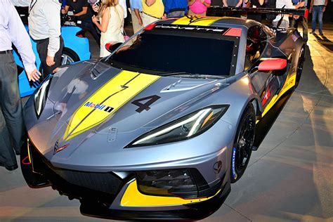 C8.R Corvette Unveiled