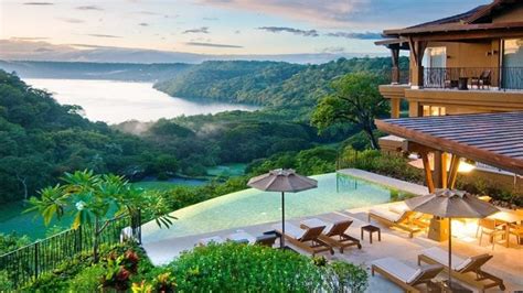 The Top Five Luxury Beach Hotels in Costa Rica