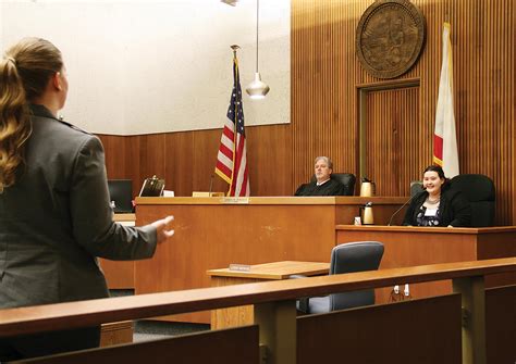 Mock trial makes opening arguments - The Sun-Gazette Newspaper