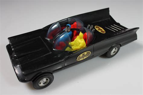 Simms Batmobile Vintage 1966 Plastic Car