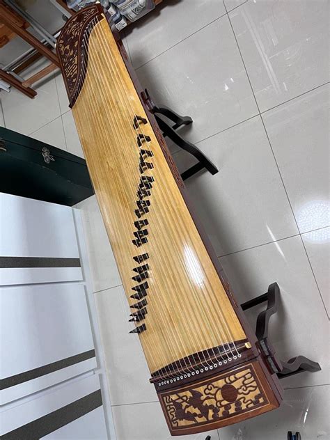 Guzheng, Hobbies & Toys, Music & Media, Musical Instruments on Carousell