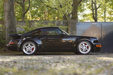 Porsche 964 Turbo 3.6 - OPC Classics