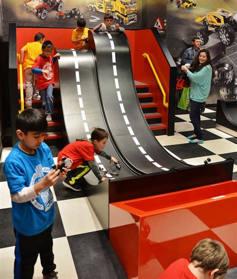 LEGOLAND Discovery Center Michigan Opens at Great Lakes Crossing