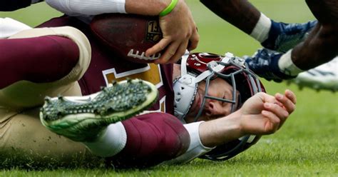 Gruesome Photo Of Alex Smith's Injury Shows Exact Moment When His Leg Snapped In Half