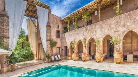 Caravanserai Marrakech | Indoor outdoor pool, Pool houses, Courtyard pool