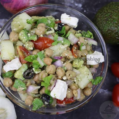 How to make Healthy Chickpea Salad recipe for weight loss