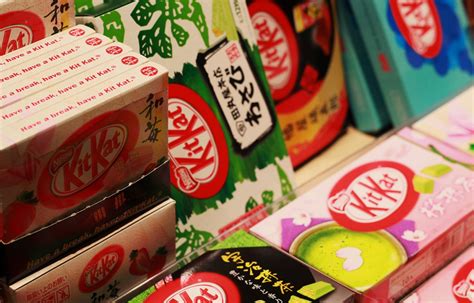 10 Very Unique, Very Japanese Kit Kat Flavors | All About Japan