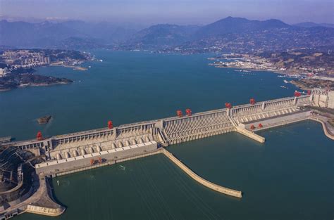 Three Gorges hydropower station hits world record of electricity generation - Xinhua | English ...