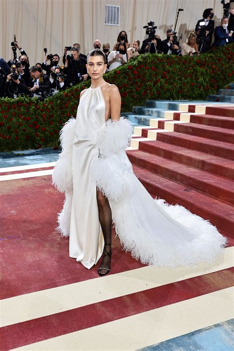 Hailey Bieber channels Jerry Hall on Met Gala 2022 red carpet