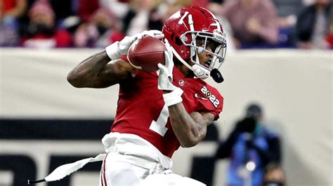 Alabama's Jameson Williams Injures Knee In National Championship ...