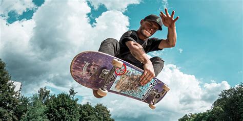 15 Essential Easy Skateboard Tricks for Beginners | ReviewThis