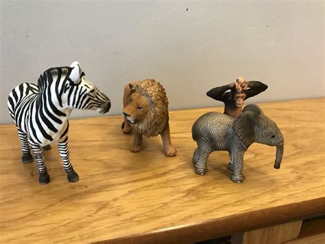 Schleich Wildlife Starter Set Review - ChelseaMamma