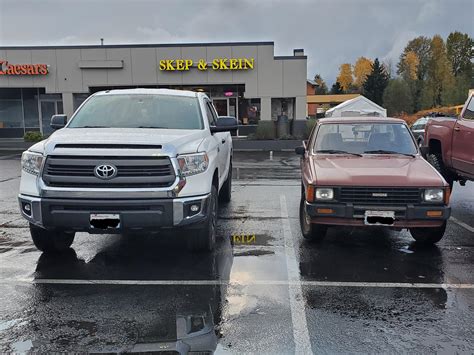 Size comparison of a Tundra and an 85 Pickup : r/Toyota