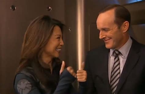 Clark Gregg & Ming-Na Wen (Phil Coulson & Melinda May) - Agents of S.H ...