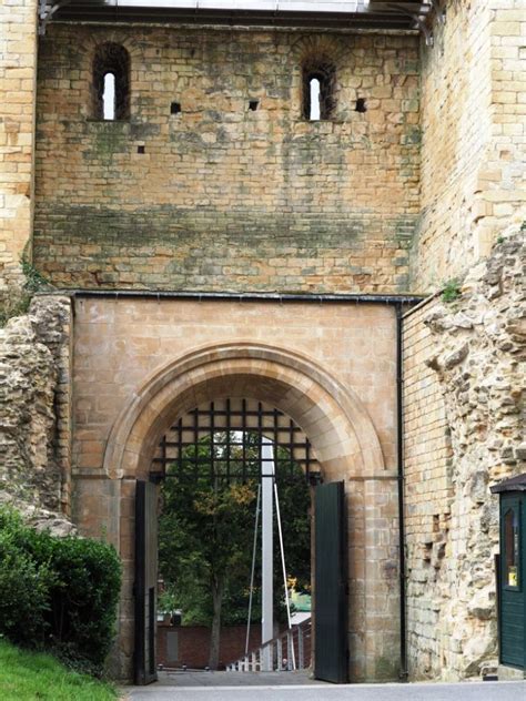 Lincoln Castle: Medieval Wall Walk – TRAVEL WORDS