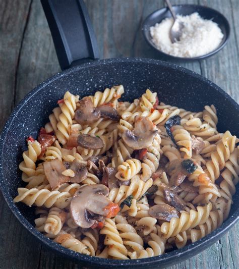 Fresh Tomatoes and Mushroom Fusilli - An Italian in my Kitchen