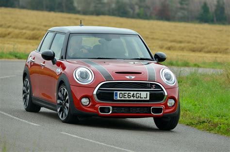 2015 Mini Hardtop 4-Door Cooper S Review