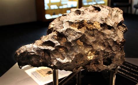 UCLA Meteorite Collection | Give to UCLA