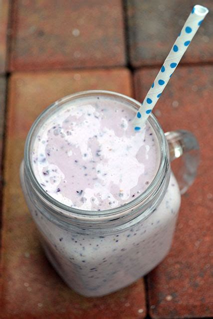 Thirsty Thursday: Blueberry Banana Blast Smoothie - I am a Honey Bee