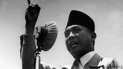 Alasan Ir. Soekarno Menjadi ‘One of the Best Speakers’ – Public Speaking