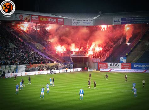 Ultrà Sankt Pauli ruft zu Fanmarsch durch Rostock auf - Faszination ...