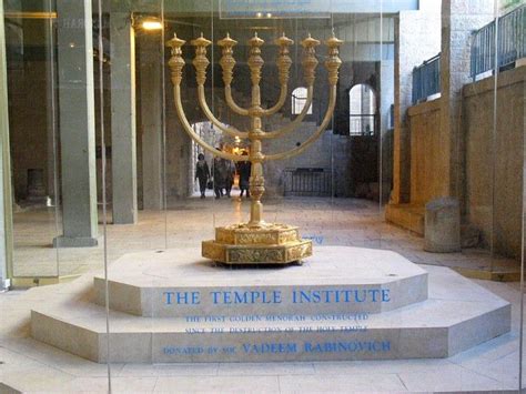 The Temple Institute Menorah. | SOLOMON'S TEMPLE | Pinterest | Menorah ...