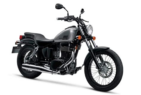 Suzuki Boulevard S40