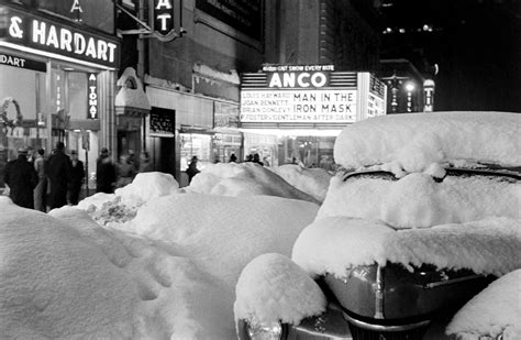 The Great Blizzard of 1947: Photos of New York, Buried in White | Time