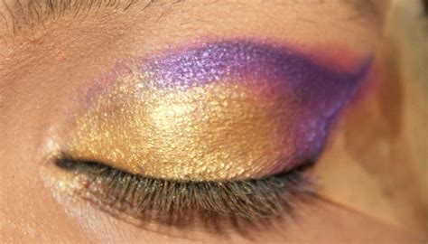 Bollywood Inspired Eye Makeup – Step By Step Tutorial With Images