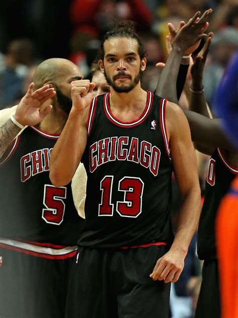 CHICAGO, IL - OCTOBER 31: Joakim Noah #13 of the Chicago Bulls ...