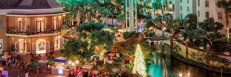 Christmas at Gaylord Opryland | Frequently Asked Questions