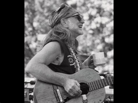 Crazy : Willie Nelson - YouTube
